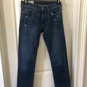 The Hollister slim straight 30/32 men’s jeans
